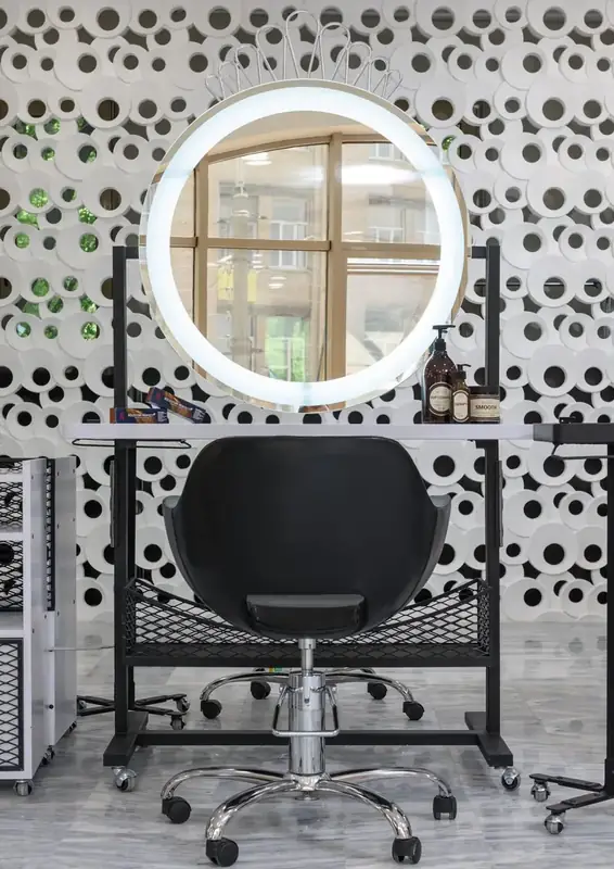 Blow-dry lounge — Dyson Supersonic stations